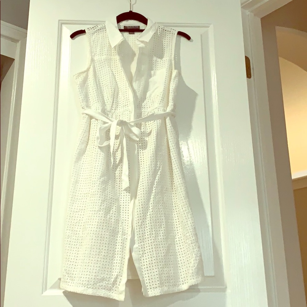 A Pea in the Pod white crochet dress